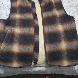 L.L. Bean Cream Fleece Vest